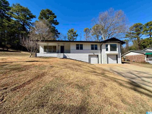 1416 29th Ave N, HUEYTOWN, AL, 35023-3664 | Card Image