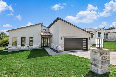 612 Broken Hills Drive, House other with 3 bedrooms, 2 bathrooms and 4 parking in Horseshoe Bay TX | Image 1