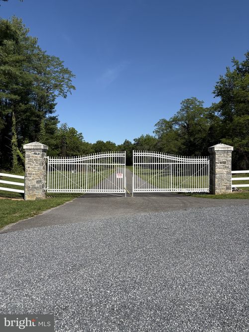 1 Wilson Point Rd, GALENA, MD, 21635 | Card Image