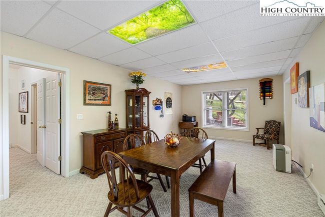 This area would make a great kitchen or game room area | Image 39