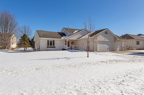 509 Chatfield Ln, Belle Plaine, MN, 56011-1134 | Card Image