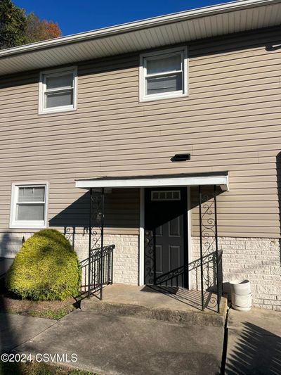 346 S Rock St. Street, House other with 3 bedrooms, 1 bathrooms and null parking in Shamokin PA | Image 2