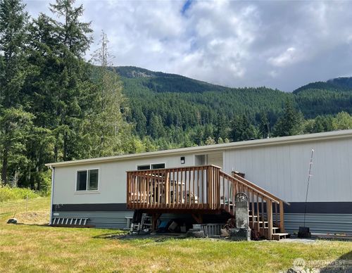 226 Bennett Rd, Randle, WA, 98377-9108 | Card Image