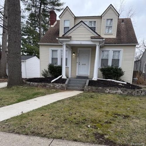 940 Pleasant St, Royal Oak, MI, 48067-4804 | Card Image