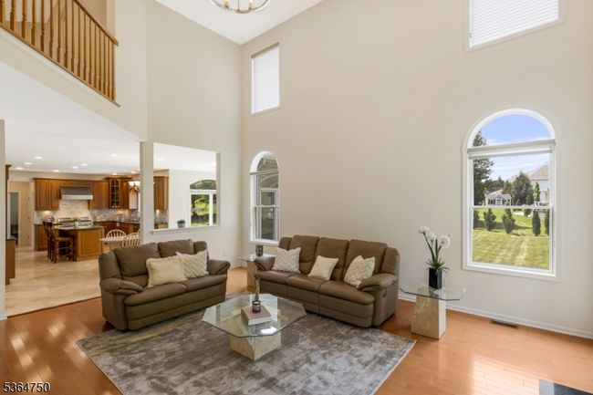 33 Briarwood Dr E, House other with 4 bedrooms, 3 bathrooms and null parking in Warren NJ | Image 7