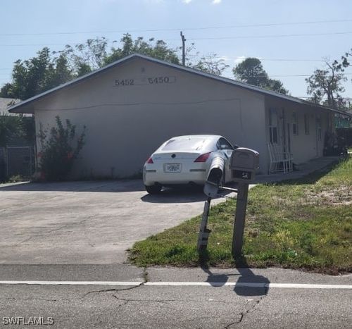 5452-5450-5452 8th Ave, FORT MYERS, FL, 33907-2957 | Card Image