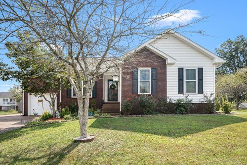 4161 Turners Bnd, Goodlettsville, TN, 37072-8002 | Card Image