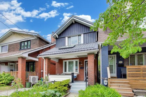 2102 Gerrard Street E, Toronto, ON, M4E2B8 | Card Image