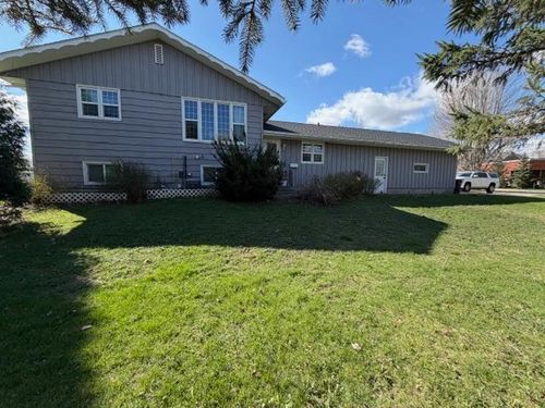 127 Motel Ave, Red Wing, MN, 55066-1435 | Card Image