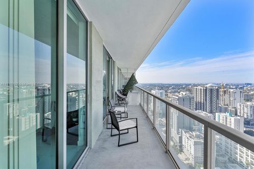 ph-3809s-79 Sw 12th St, Miami, FL, 33130-5216 | Card Image