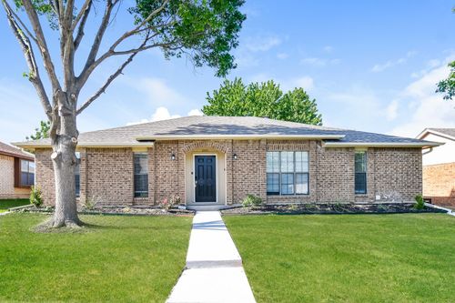 1001 Field Trail Dr, Mesquite, TX, 75150-4868 | Card Image