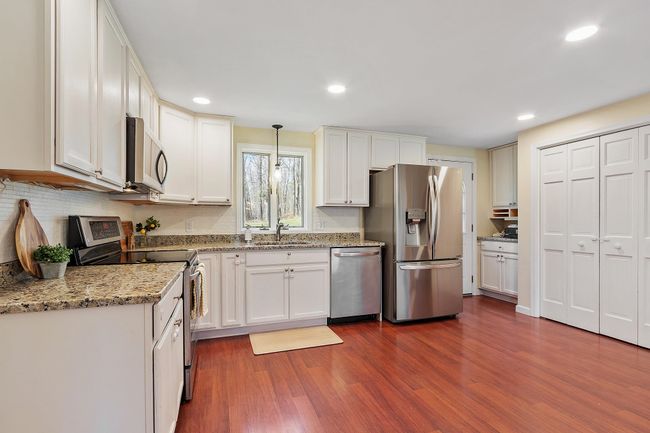 13 Brier Ln, House other with 3 bedrooms, 3 bathrooms and null parking in Derry NH | Image 8
