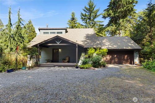 5821 Ne Lincoln Rd E, Poulsbo, WA, 98370-9190 | Card Image