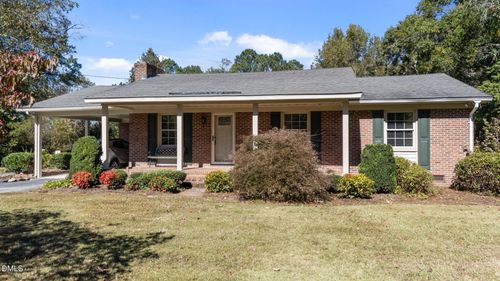 4843 Lake Wilson Rd, Elm City, NC, 27822-8317 | Card Image