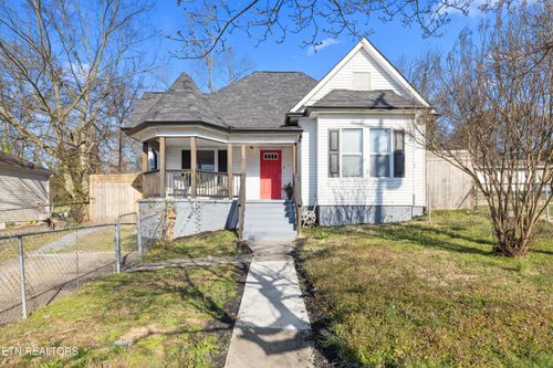 2221 Virginia Ave, Knoxville, TN, 37921-6140 | Card Image