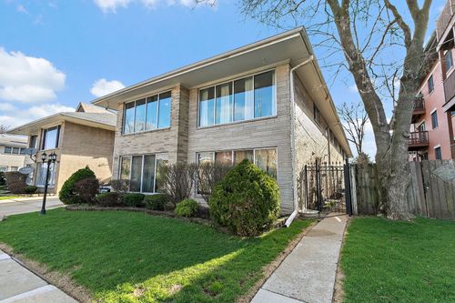 2a-1111 N Harlem Ave, Oak Park, IL, 60302-1571 | Card Image