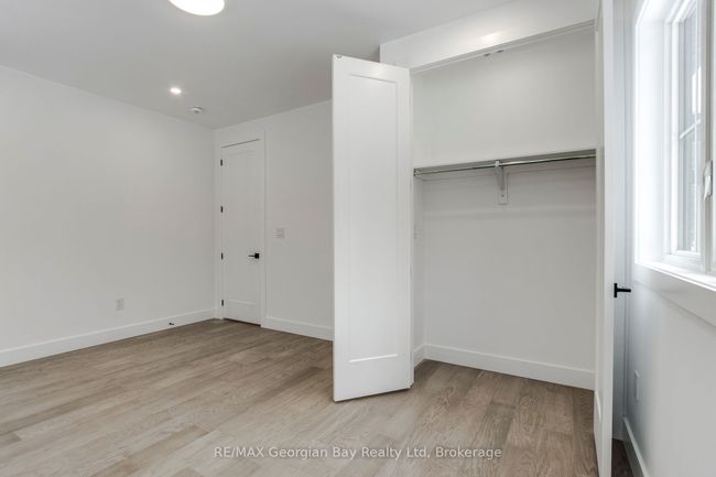 2244 Champlain Rd, House other with 3 bedrooms, 2 bathrooms and 6 parking in Tiny ON | Image 20