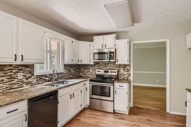 30 Woodbrook Ct, House other with 6 bedrooms, 4 bathrooms and null parking in Mcdonough GA | Image 14