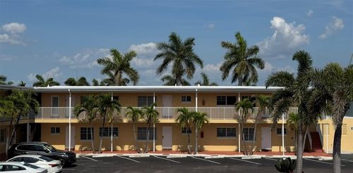 e103-19417 Gulf Blvd, INDIAN SHORES, FL, 33785-2216 | Card Image