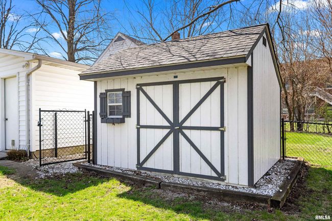 304 W Robinson St, House other with 3 bedrooms, 2 bathrooms and null parking in Goodfield IL | Image 45