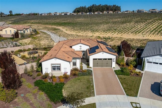 1330 Riley Ln, House other with 3 bedrooms, 4 bathrooms and 2 parking in Nipomo CA | Image 4