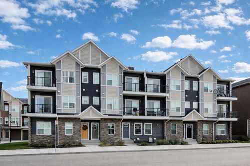 811-250 Fireside View, Cochrane, AB, T4C2M2 | Card Image
