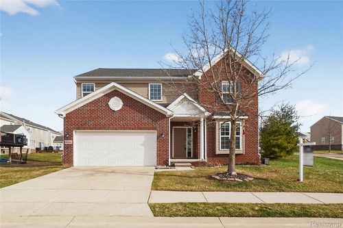 59684 Twin Pines Dr, New Hudson, MI, 48165-8114 | Card Image
