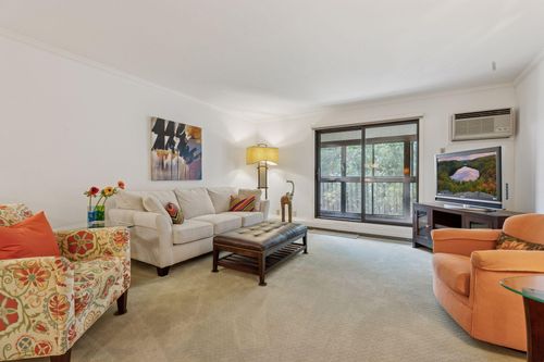 apt-320-5697 Green Circle Dr, Minnetonka, MN, 55343-9684 | Card Image