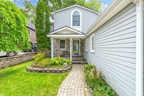 35780 Stoerkel St, Harrison Twp, MI, 48045-3260 | Card Image