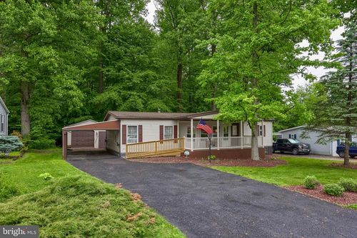 12 Poplar Drive, MANHEIM, PA, 17545 | Card Image