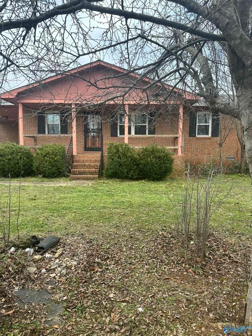 1111 James Ave, Courtland, AL, 35618-3035 | Card Image