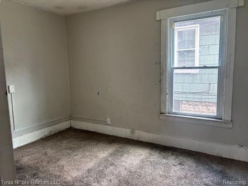 49 Orchard St, River Rouge, MI, 48218-1554 | Card Image