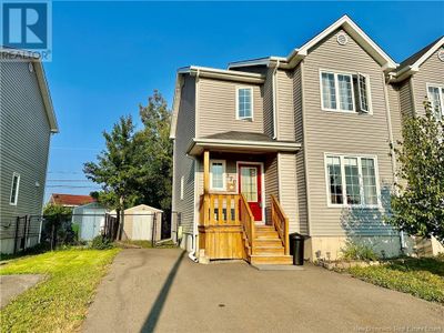 370 Evergreen Dr, House other with 4 bedrooms, 3 bathrooms and null parking in Moncton NB | Image 1