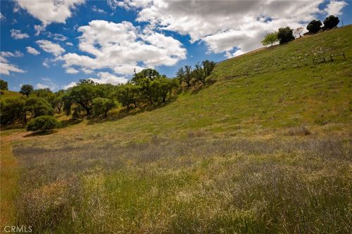 48 Blue Moon Rd, Paso Robles, CA, 93446 | Card Image