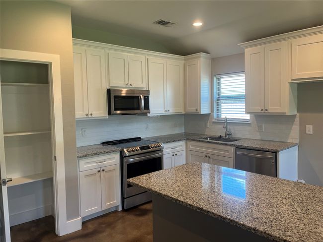 309 Mayo St, House other with 3 bedrooms, 2 bathrooms and null parking in Howe TX | Image 8
