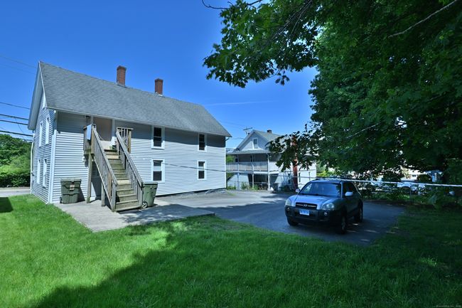 96 Water St, Home with 6 bedrooms, 2 bathrooms and 4 parking in Killingly CT | Image 6