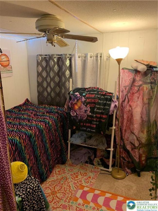 127 Pine Cone Trl, House other with 3 bedrooms, 1 bathrooms and null parking in Scotrun PA | Image 14
