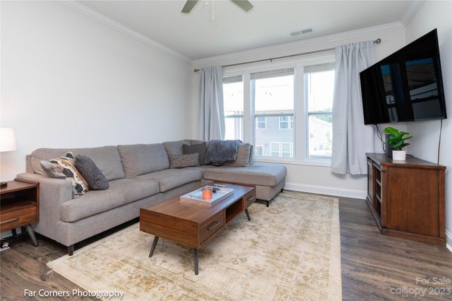 Living Room | Image 6