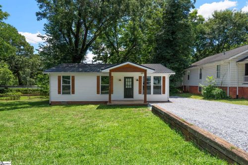 12 Hudson St, Greenville, SC, 29609-4339 | Card Image