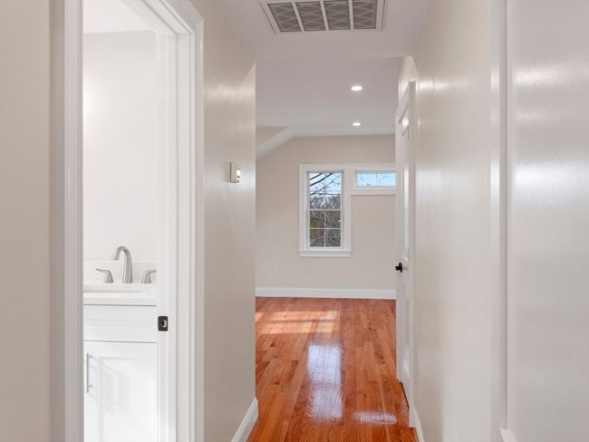 6 Lovis Ave, House other with 4 bedrooms, 3 bathrooms and 6 parking in Wakefield MA | Image 29