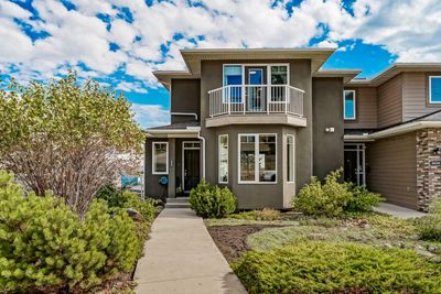 3830 Centre A St Ne, Home with 4 bedrooms, 3 bathrooms and 2 parking in Calgary AB | Image 3