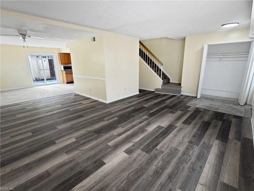 3769 Governors Way, Virginia Beach, VA, 23452-2854 | Card Image