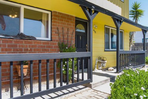 412 Milky Way, Lompoc, CA, 93436-1821 | Card Image