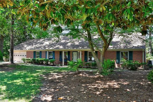 837 Five Point Rd, Virginia Beach, VA, 23454-2628 | Card Image