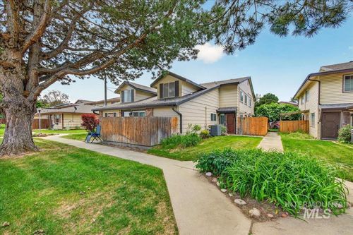 729 W Pennsylvania St, Boise, ID, 83706-4240 | Card Image