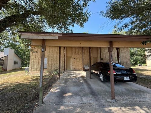 b-8204 Hood Cir, Austin, TX, 78745-7654 | Card Image