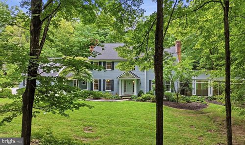 216 S Sugan Rd, NEW HOPE, PA, 18938-2206 | Card Image