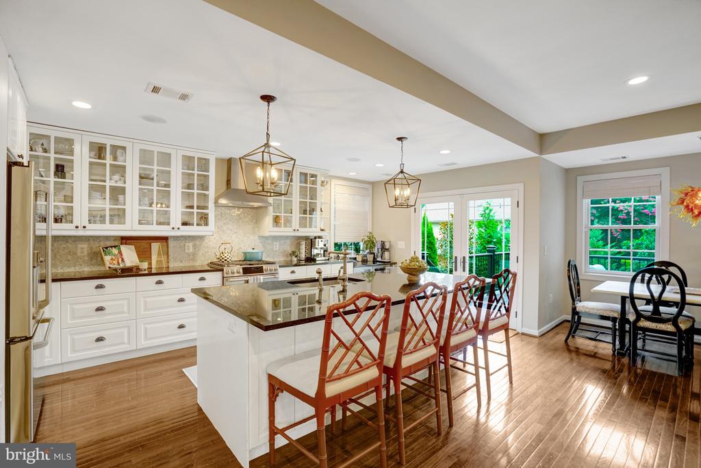 Residential in ARLINGTON 4