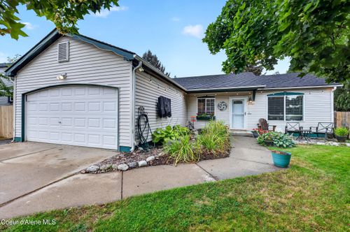 2201 N Cabinet St, Post Falls, ID, 83854-6034 | Card Image