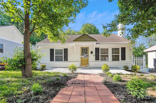 813 North Ave, Charlotte, NC, 28208-2001 | Card Image